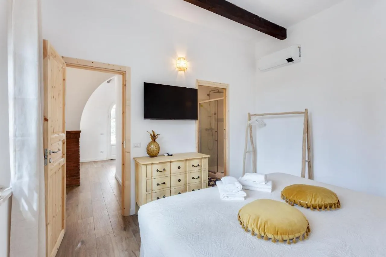 Maison D'Orange - La Pinede Appartement Saint-Tropez