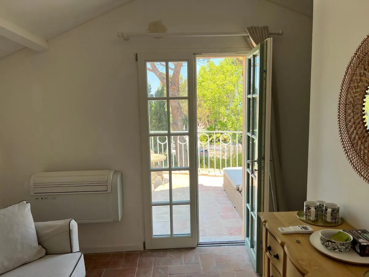 Maison D'Orange - La Pinede Appartement Saint-Tropez 0*,