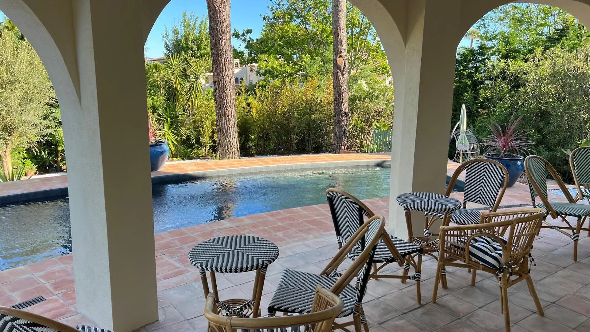 Maison D'Orange - La Pinede Saint-Tropez 0*,